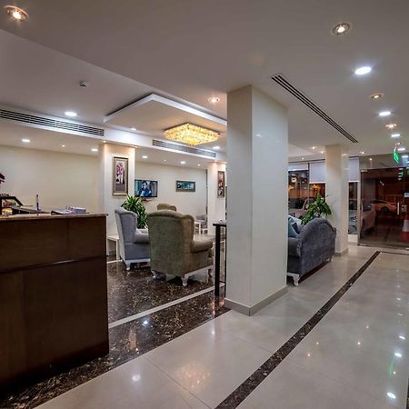 Orkeed Alolaya Aparthotel Khobar Bagian luar foto