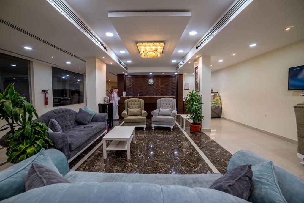 Orkeed Alolaya Aparthotel Khobar Bagian luar foto